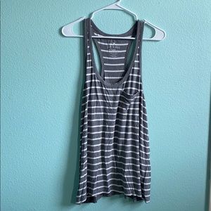 •american eagle razor back tank top